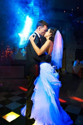 Wedding DJ Disc Jockey First Dance Niagara Falls