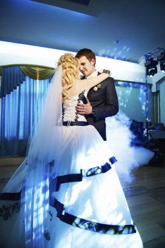 Wedding First Dance DJ Disc Jockey Barrie Dry Ice